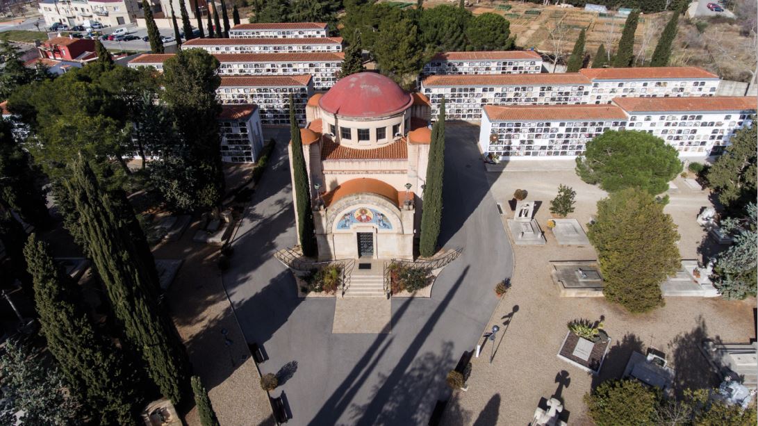 Templo del cementerio municipal